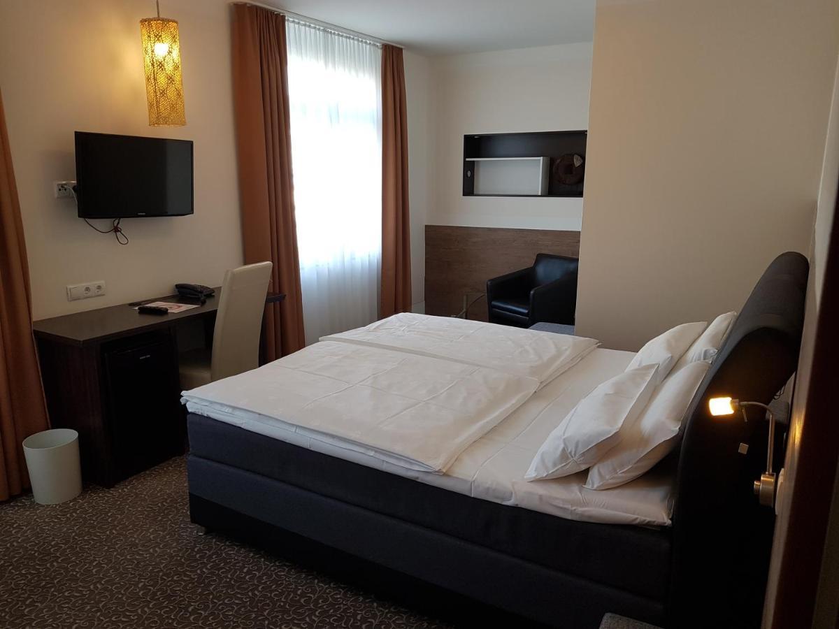 Hotel Primavera Parco Fürth Extérieur photo